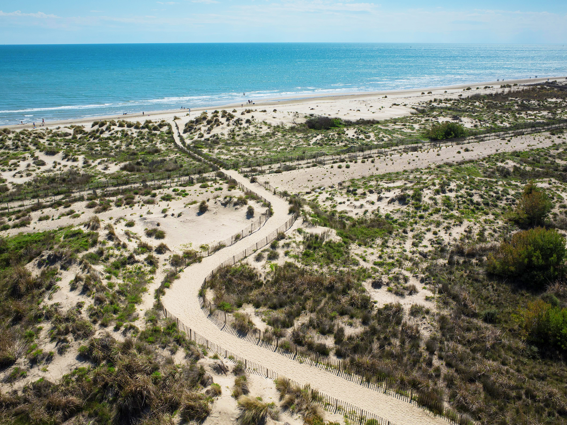 Carnon : Le parking de la plage du Lido reste finalement gratis cet été