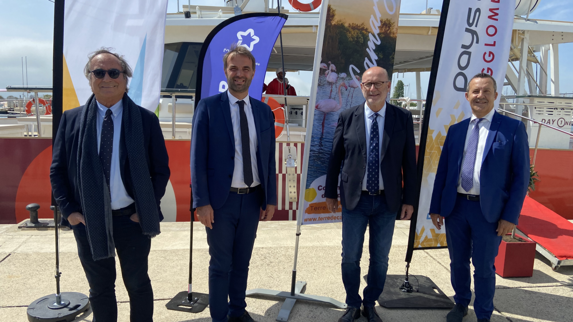 Signature Convention Golfe Aigues-Mortes, présidents des 4 intercommunalités